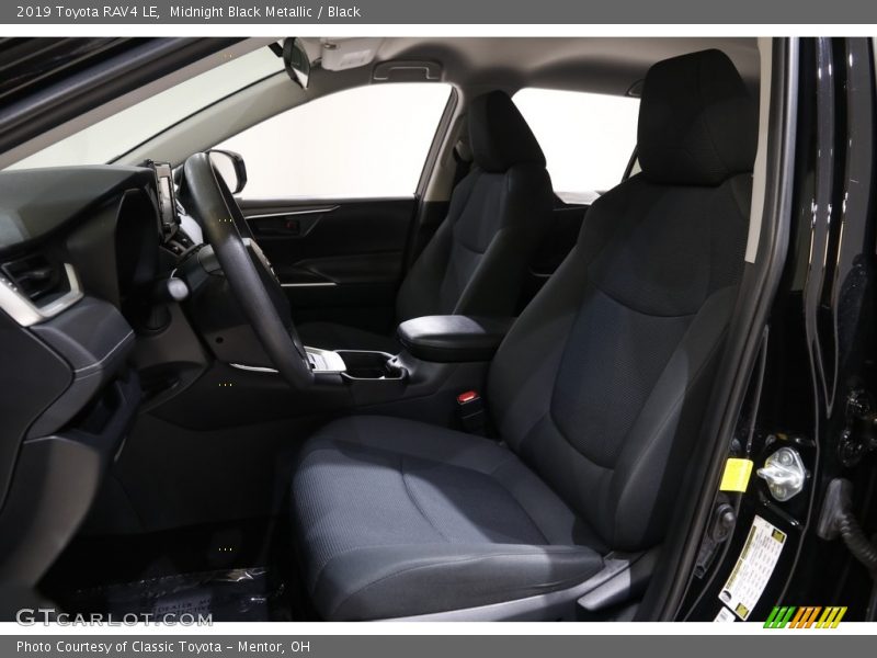 Midnight Black Metallic / Black 2019 Toyota RAV4 LE