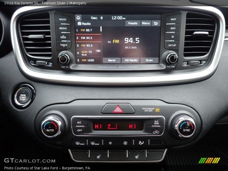 Titanium Silver / Mahogany 2019 Kia Sorento SX