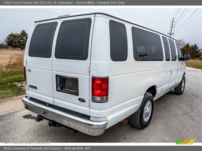 Oxford White / Medium Flint Grey 2006 Ford E Series Van E350 XL 15 Passenger