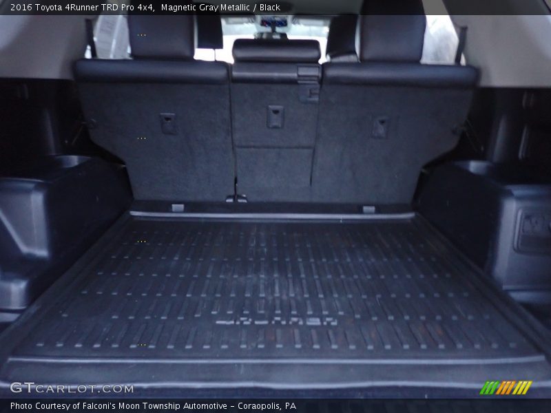 Magnetic Gray Metallic / Black 2016 Toyota 4Runner TRD Pro 4x4