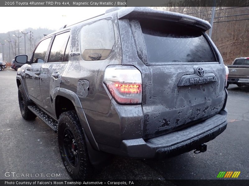 Magnetic Gray Metallic / Black 2016 Toyota 4Runner TRD Pro 4x4