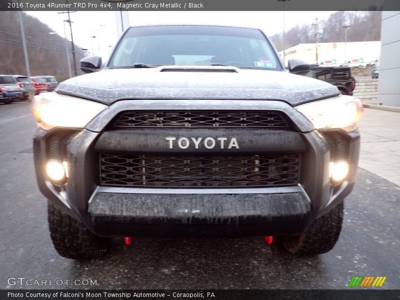 Magnetic Gray Metallic / Black 2016 Toyota 4Runner TRD Pro 4x4