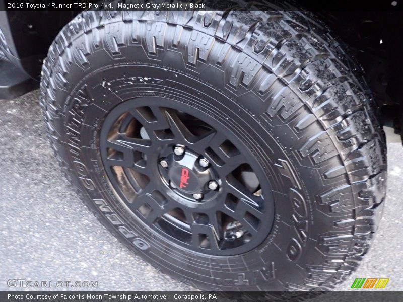 Magnetic Gray Metallic / Black 2016 Toyota 4Runner TRD Pro 4x4
