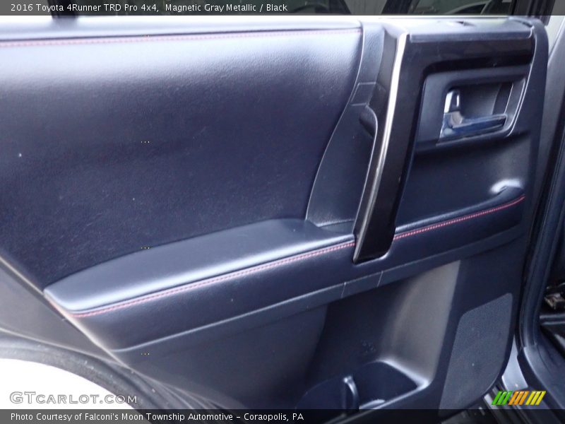 Magnetic Gray Metallic / Black 2016 Toyota 4Runner TRD Pro 4x4