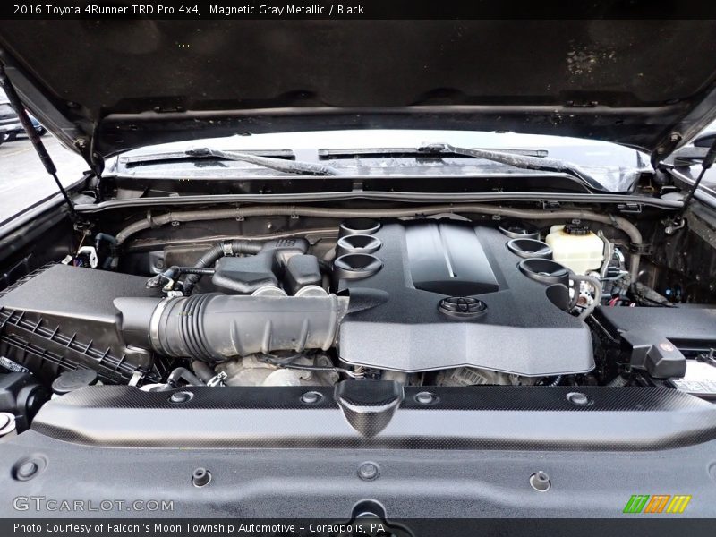 Magnetic Gray Metallic / Black 2016 Toyota 4Runner TRD Pro 4x4