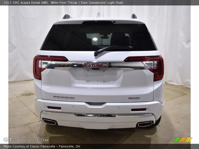 White Frost Tricoat / Dark Galvanized/­Light Shale 2022 GMC Acadia Denali AWD