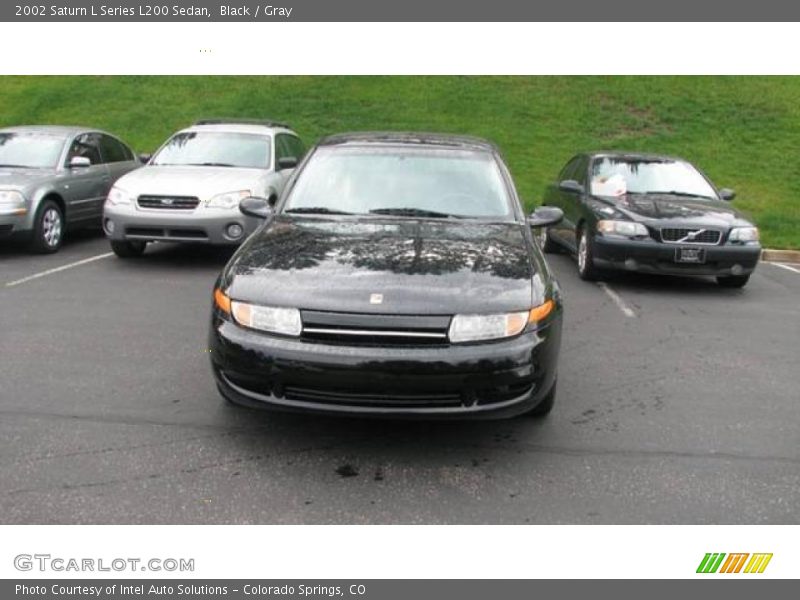 Black / Gray 2002 Saturn L Series L200 Sedan