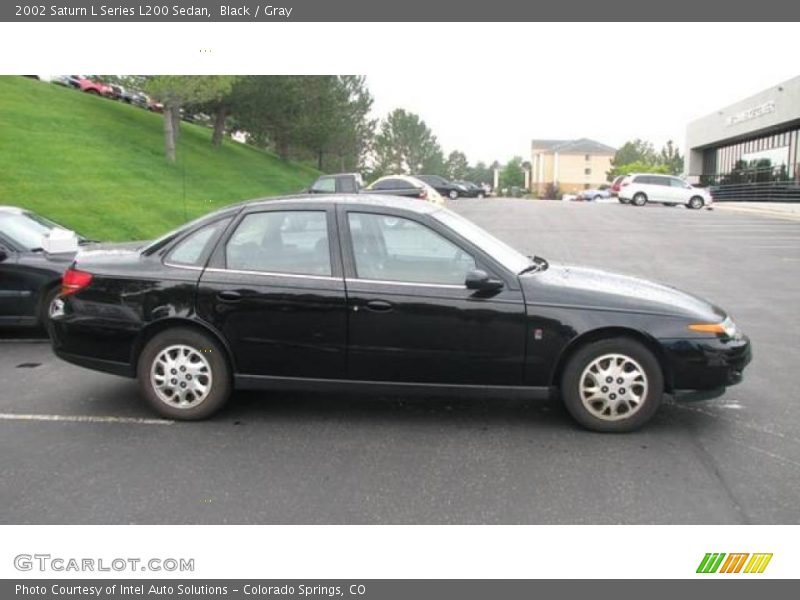 Black / Gray 2002 Saturn L Series L200 Sedan
