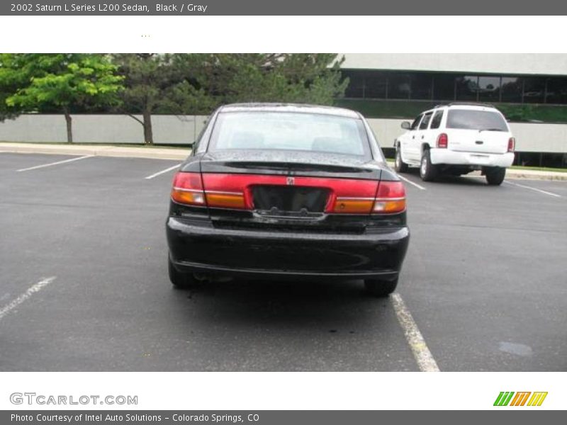 Black / Gray 2002 Saturn L Series L200 Sedan