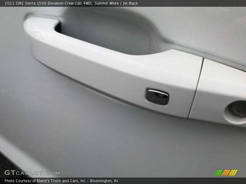 Summit White / Jet Black 2021 GMC Sierra 1500 Elevation Crew Cab 4WD