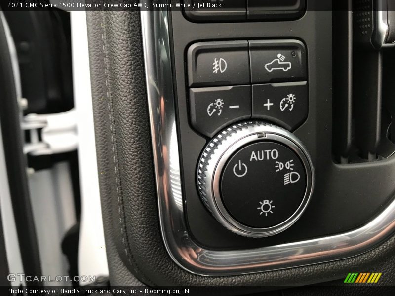 Controls of 2021 Sierra 1500 Elevation Crew Cab 4WD