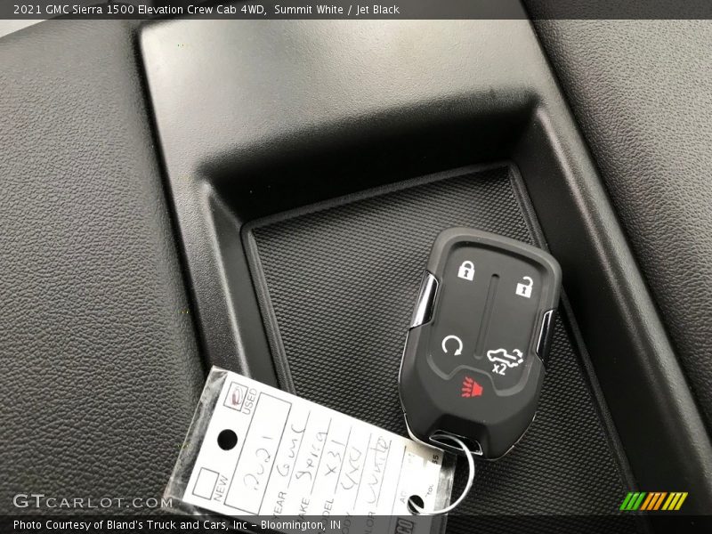 Keys of 2021 Sierra 1500 Elevation Crew Cab 4WD