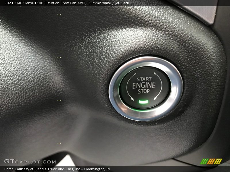 Summit White / Jet Black 2021 GMC Sierra 1500 Elevation Crew Cab 4WD