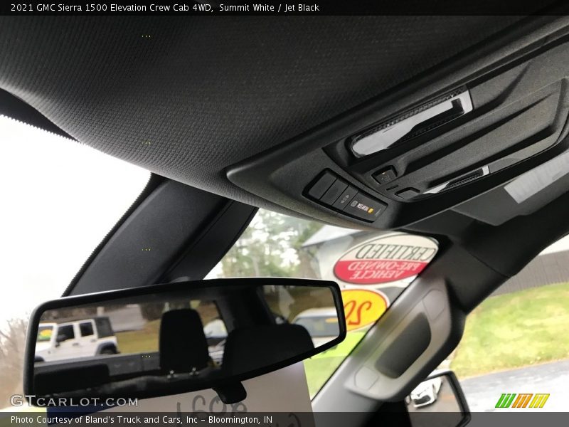 Summit White / Jet Black 2021 GMC Sierra 1500 Elevation Crew Cab 4WD