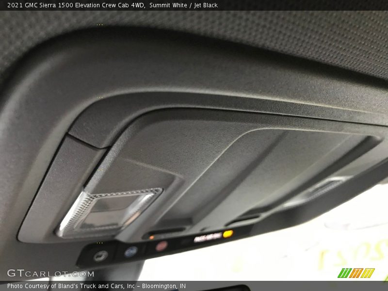 Summit White / Jet Black 2021 GMC Sierra 1500 Elevation Crew Cab 4WD