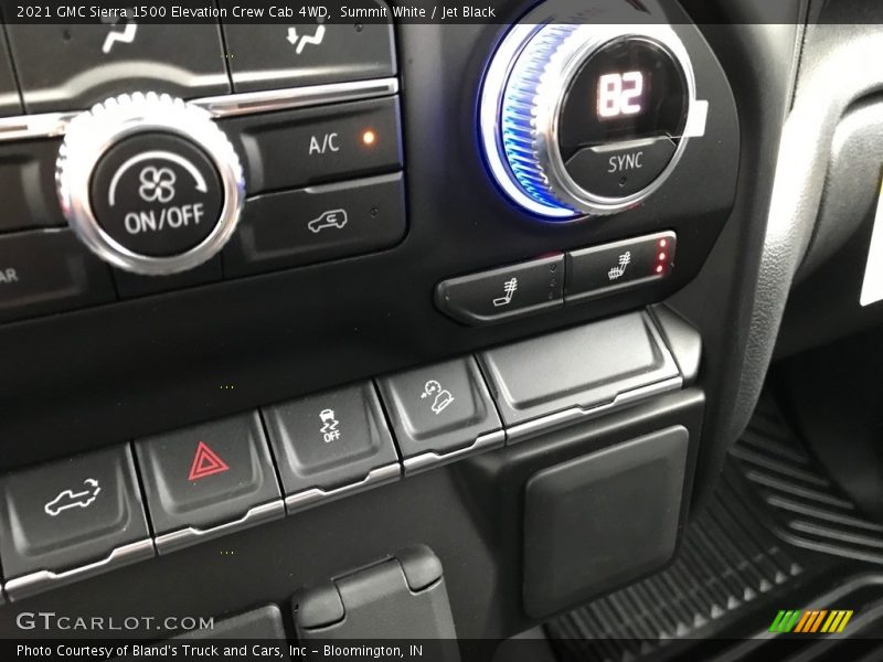 Controls of 2021 Sierra 1500 Elevation Crew Cab 4WD
