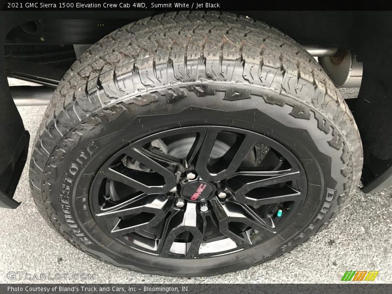 Summit White / Jet Black 2021 GMC Sierra 1500 Elevation Crew Cab 4WD