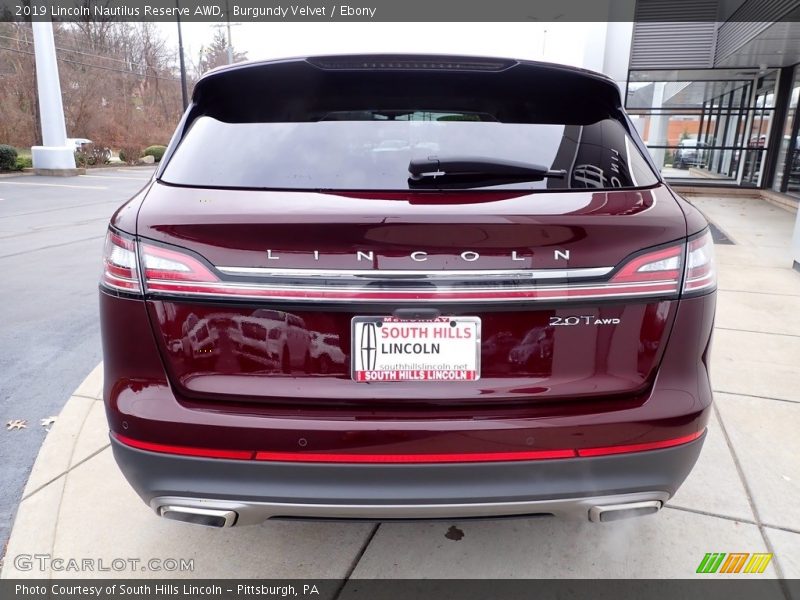 Burgundy Velvet / Ebony 2019 Lincoln Nautilus Reserve AWD