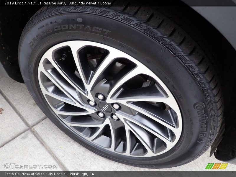 Burgundy Velvet / Ebony 2019 Lincoln Nautilus Reserve AWD