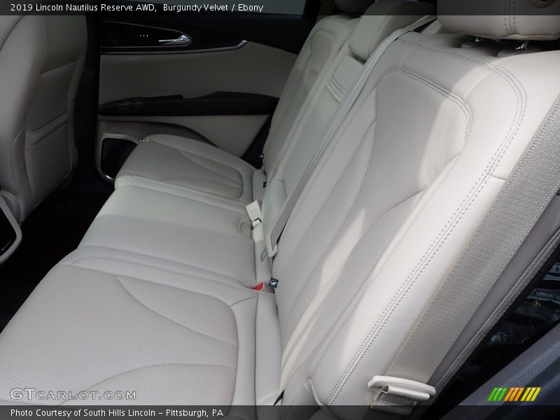 Burgundy Velvet / Ebony 2019 Lincoln Nautilus Reserve AWD