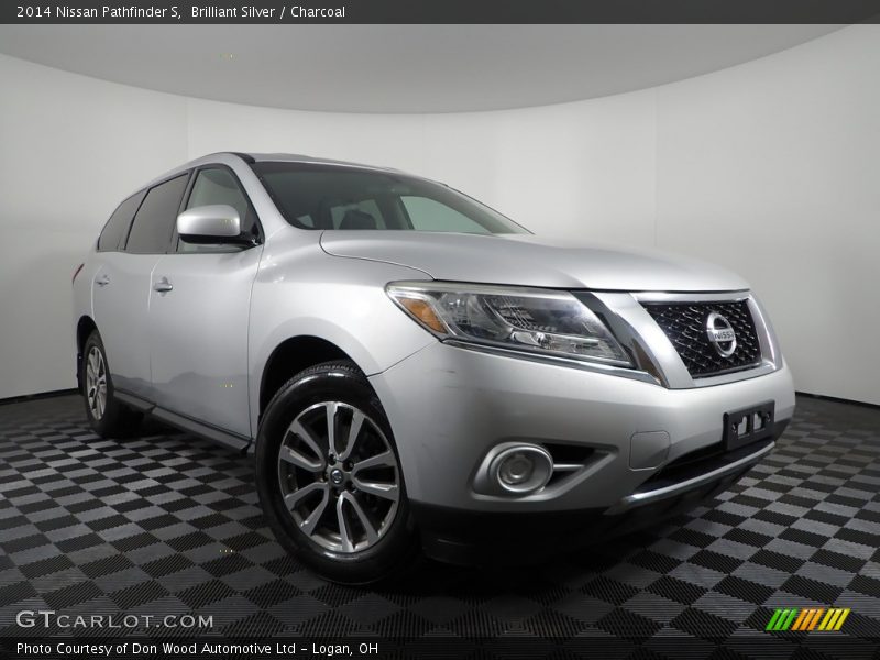 Brilliant Silver / Charcoal 2014 Nissan Pathfinder S