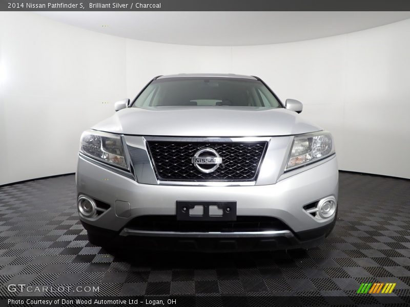 Brilliant Silver / Charcoal 2014 Nissan Pathfinder S