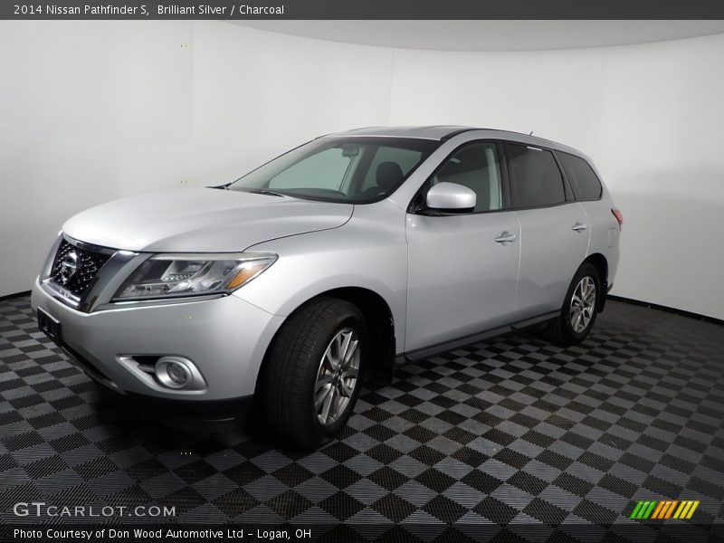 Brilliant Silver / Charcoal 2014 Nissan Pathfinder S