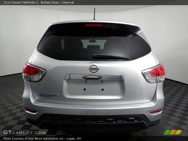 Brilliant Silver / Charcoal 2014 Nissan Pathfinder S
