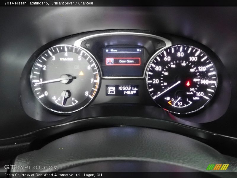 Brilliant Silver / Charcoal 2014 Nissan Pathfinder S