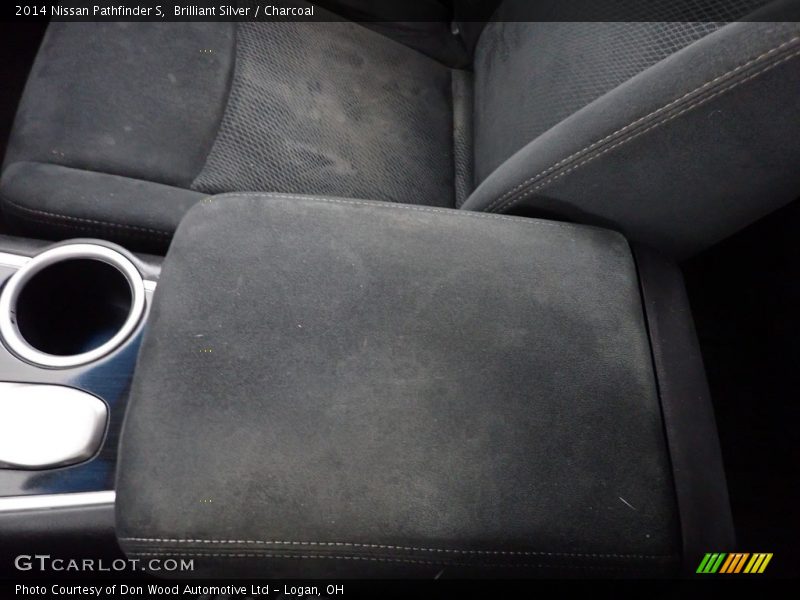 Brilliant Silver / Charcoal 2014 Nissan Pathfinder S