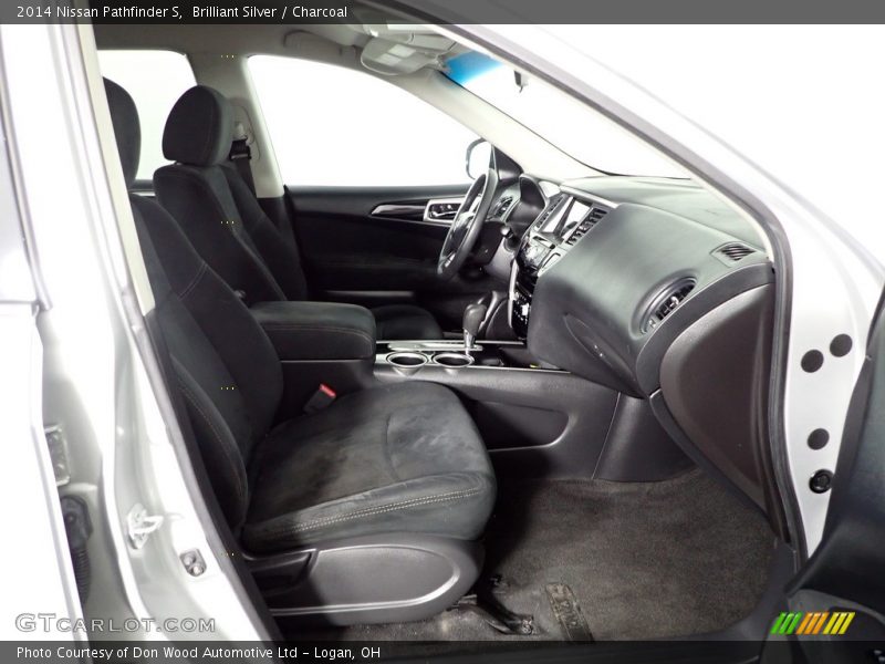 Brilliant Silver / Charcoal 2014 Nissan Pathfinder S