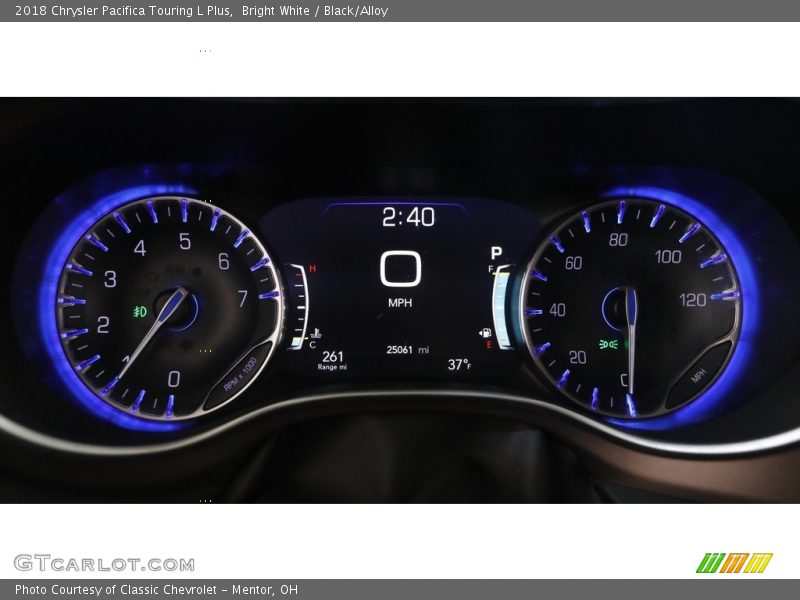 Bright White / Black/Alloy 2018 Chrysler Pacifica Touring L Plus