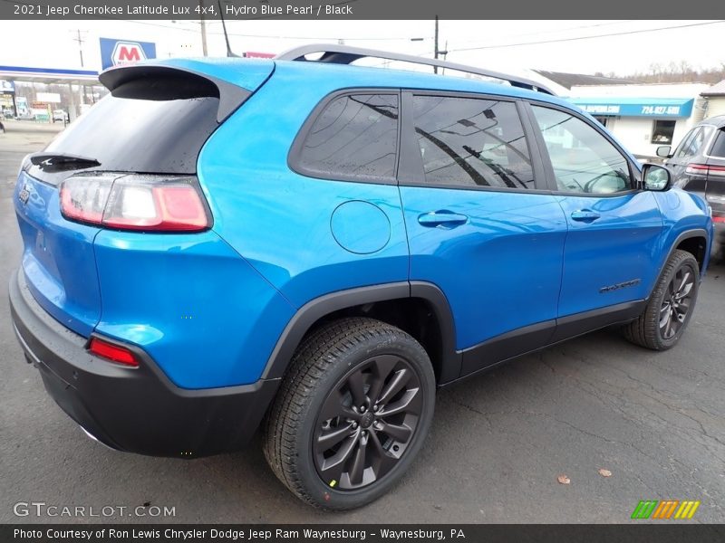 Hydro Blue Pearl / Black 2021 Jeep Cherokee Latitude Lux 4x4