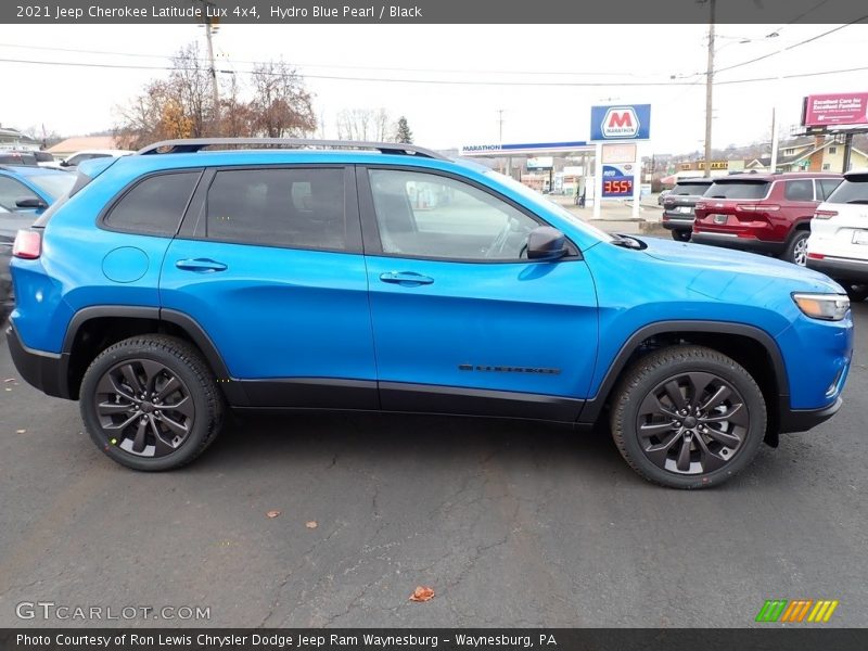 Hydro Blue Pearl / Black 2021 Jeep Cherokee Latitude Lux 4x4