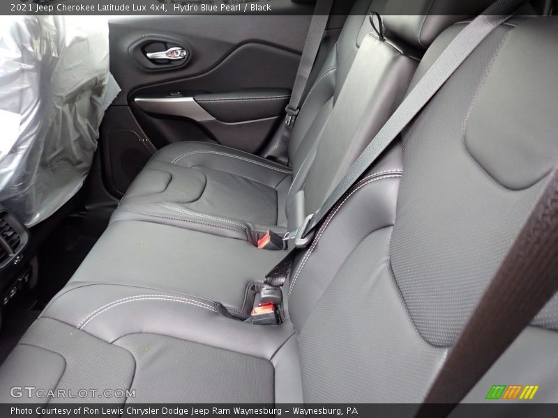 Hydro Blue Pearl / Black 2021 Jeep Cherokee Latitude Lux 4x4