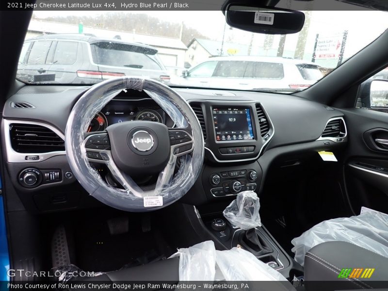 Hydro Blue Pearl / Black 2021 Jeep Cherokee Latitude Lux 4x4