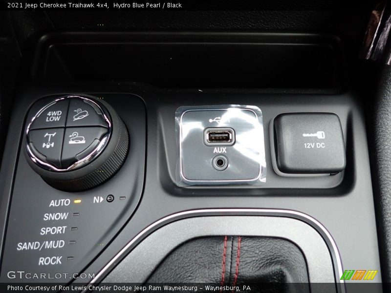 Hydro Blue Pearl / Black 2021 Jeep Cherokee Traihawk 4x4