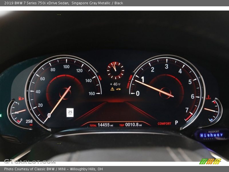 Singapore Gray Metallic / Black 2019 BMW 7 Series 750i xDrive Sedan
