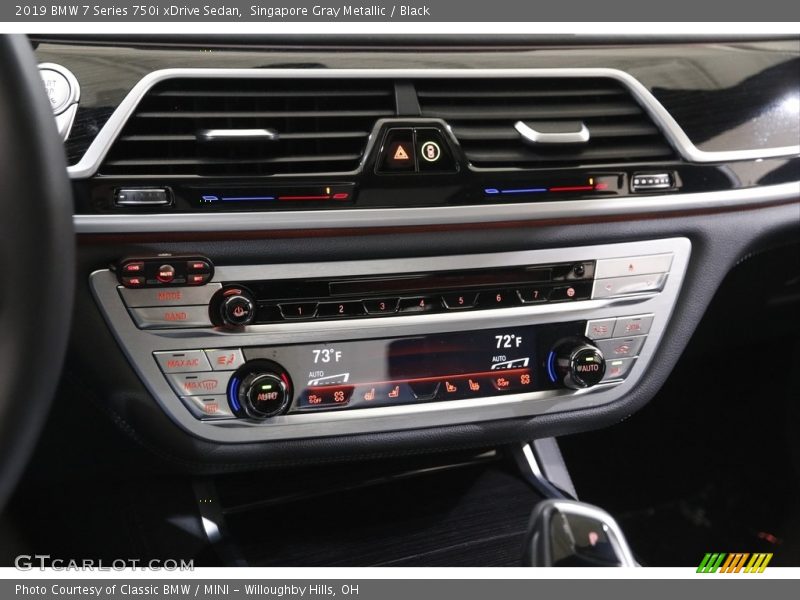Singapore Gray Metallic / Black 2019 BMW 7 Series 750i xDrive Sedan