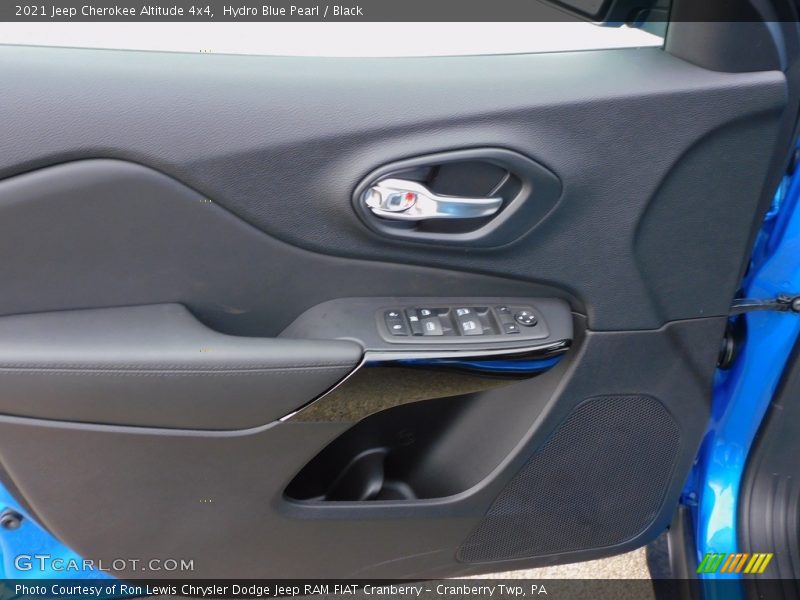 Hydro Blue Pearl / Black 2021 Jeep Cherokee Altitude 4x4