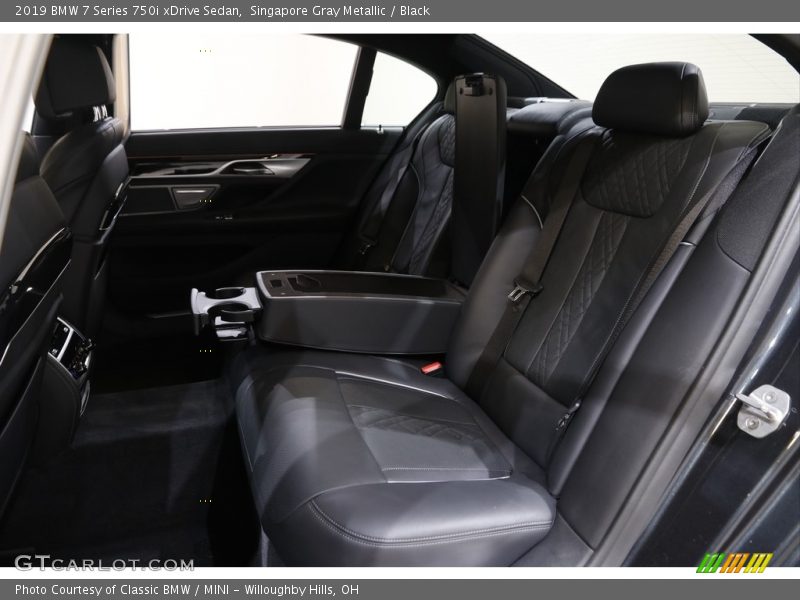 Singapore Gray Metallic / Black 2019 BMW 7 Series 750i xDrive Sedan