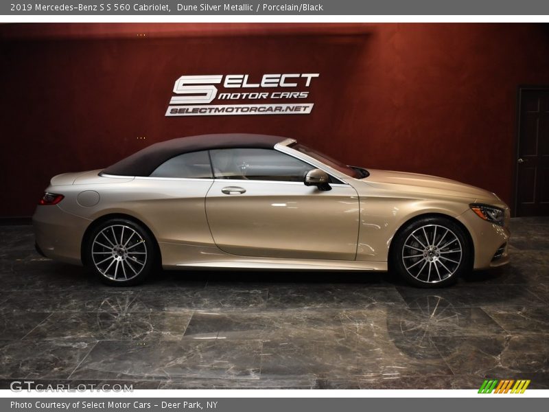 Dune Silver Metallic / Porcelain/Black 2019 Mercedes-Benz S S 560 Cabriolet