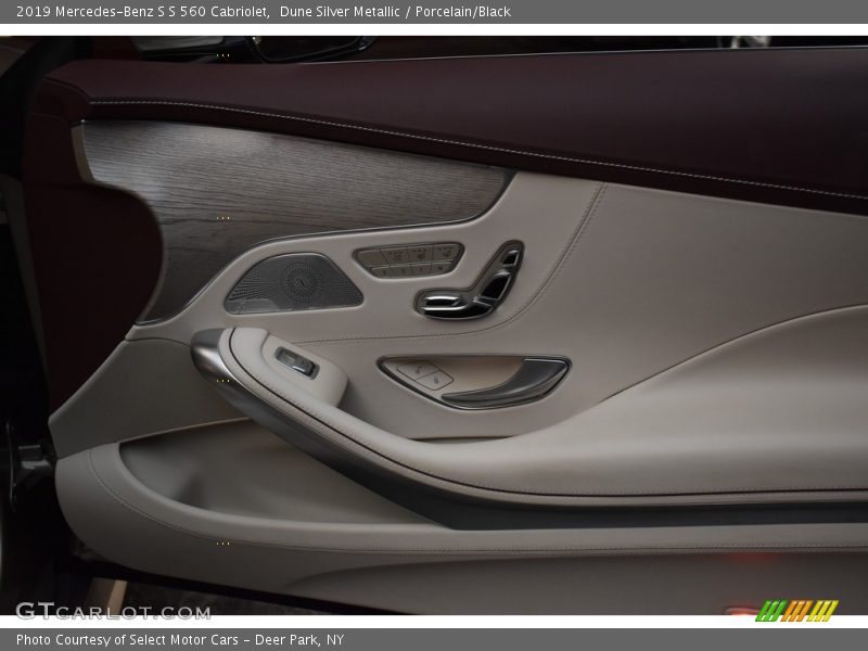 Dune Silver Metallic / Porcelain/Black 2019 Mercedes-Benz S S 560 Cabriolet
