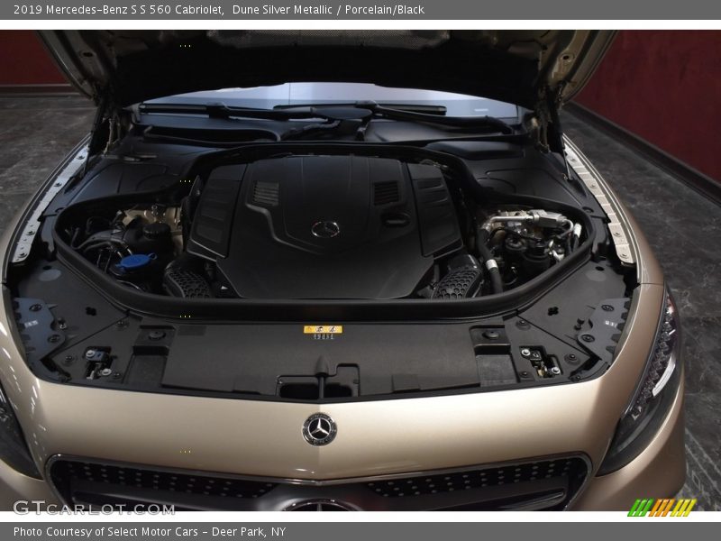 Dune Silver Metallic / Porcelain/Black 2019 Mercedes-Benz S S 560 Cabriolet