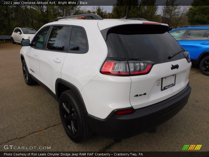 Bright White / Black 2021 Jeep Cherokee Altitude 4x4