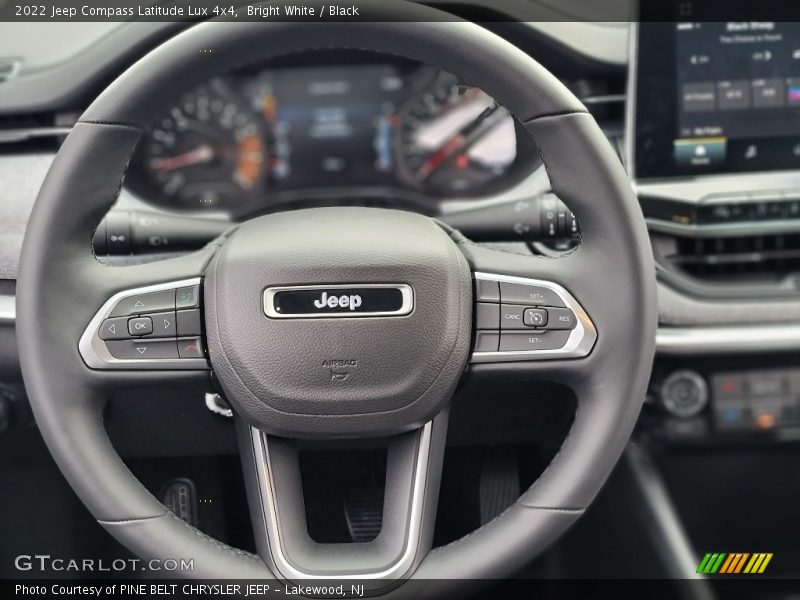 Bright White / Black 2022 Jeep Compass Latitude Lux 4x4