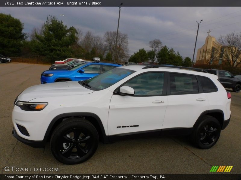 Bright White / Black 2021 Jeep Cherokee Altitude 4x4