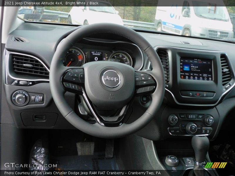 Bright White / Black 2021 Jeep Cherokee Altitude 4x4