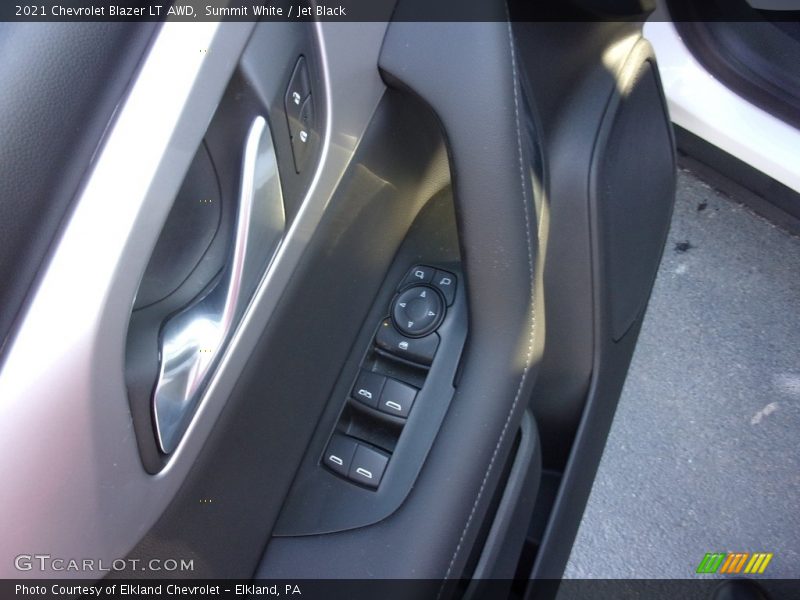 Summit White / Jet Black 2021 Chevrolet Blazer LT AWD
