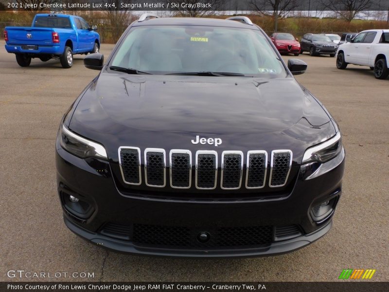 Sangria Metallic / Ski Gray/Black 2021 Jeep Cherokee Latitude Lux 4x4